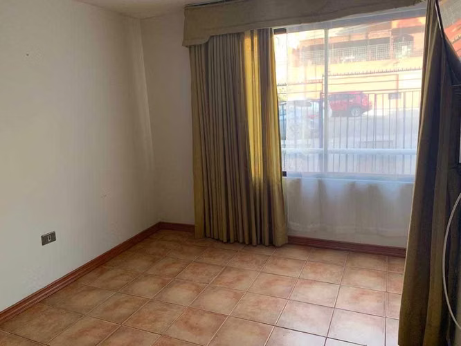 A pasos de la Universidad de antofagasta (101500)