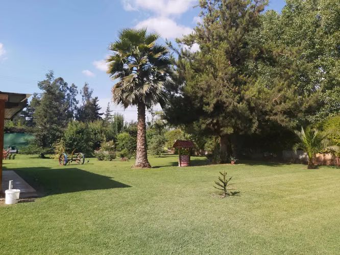 Parcela con Casa, quincho y piscina (100749)