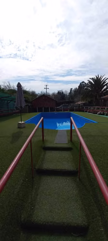 Parcela con Casa, quincho y piscina (100749)