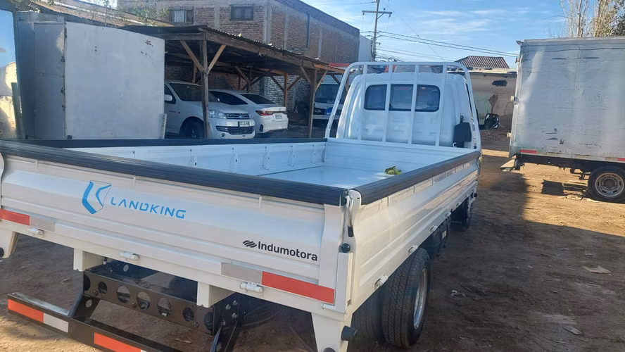 Carrocería Plana con Barandas 4.15 de largo NUEVA