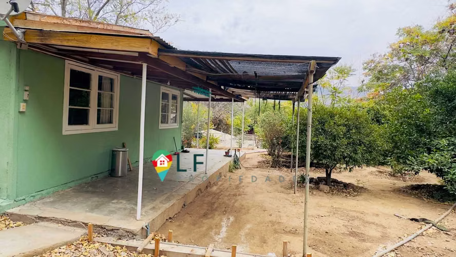amplio terreno, centrico, 3 casas habilitadas (102179)