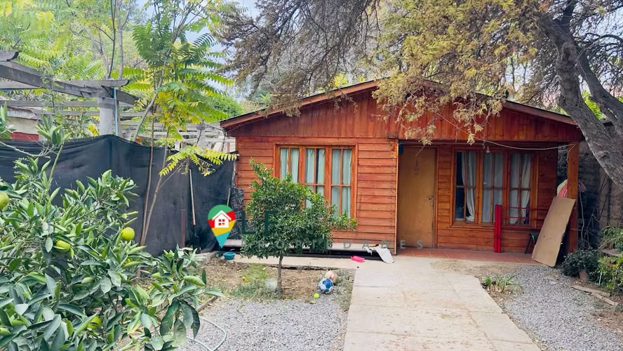 amplio terreno, centrico, 3 casas habilitadas (102179)