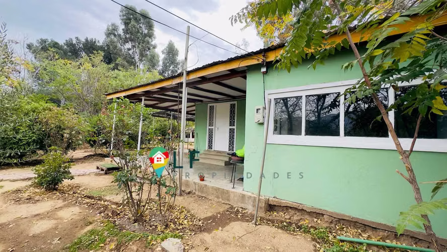 amplio terreno, centrico, 3 casas habilitadas (102179)