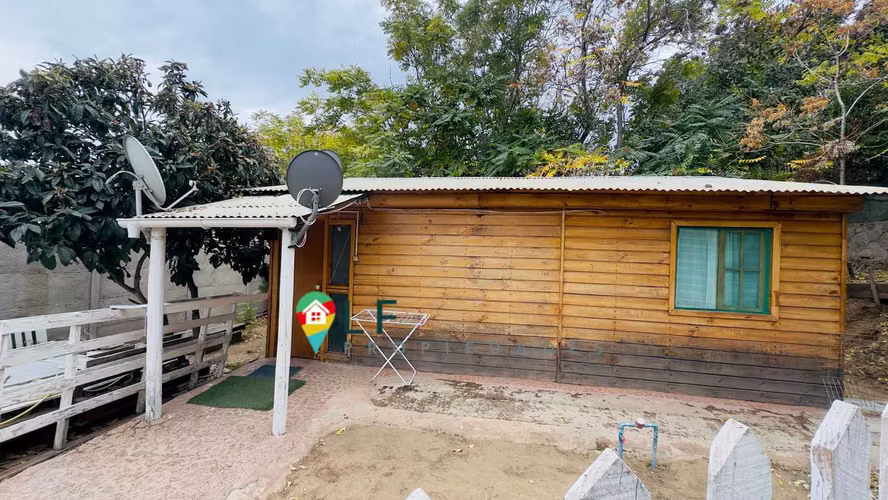 amplio terreno, centrico, 3 casas habilitadas (102179)