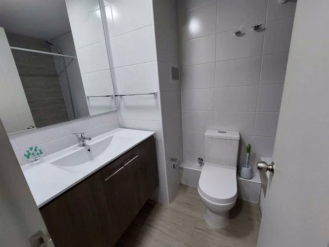 Ubicado en una zona familiar y tranquila (102235)