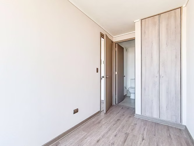 Av. Buzeta 4220 (1 Est ) [2637-4]