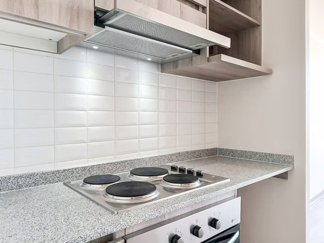 Av. Buzeta 4220 (1 Est ) [2637-4]