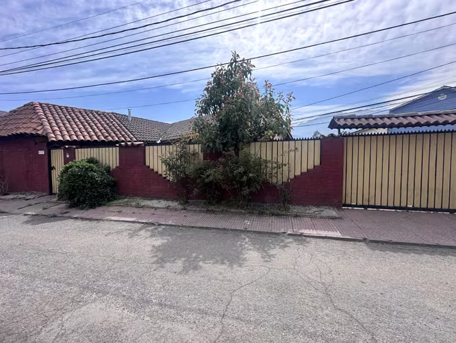 SE VENDE HERMOSA CASA ESQUINA, PUENTE ALTO