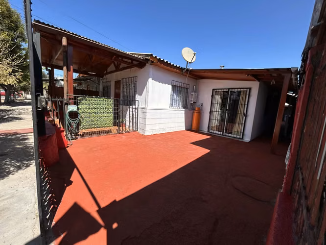 SE VENDE HERMOSA CASA EN PUENTE ALTO