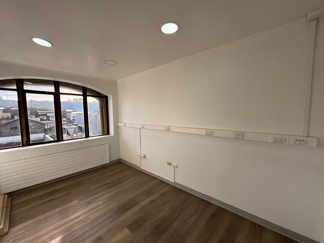 Venta de oficias en Edificio Médico (102439) - Imagen 8