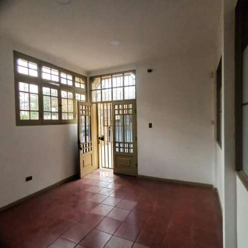 Casa ARRIENDO CASA EN ÑUÑOA / PEDRO DE VALDIVIA - Imagen 3