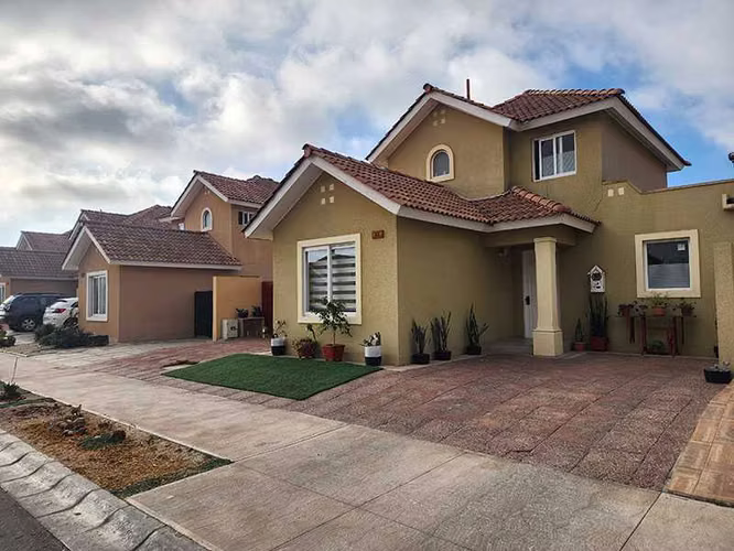 Se vende 3D y 2.5B Condominio Serena Oriente (102881)
