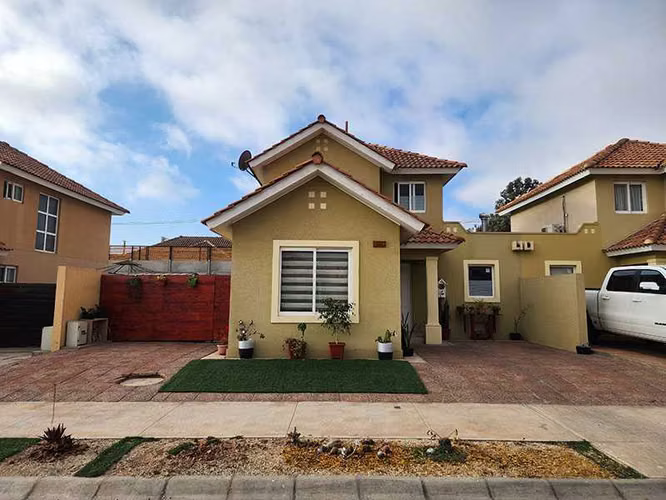 Se vende 3D y 2.5B Condominio Serena Oriente (102881)