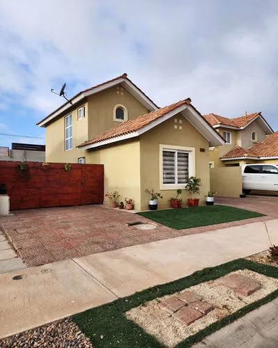 Casa en venta 3D y 2.5 B Condominio Serena Oriente, La Serena