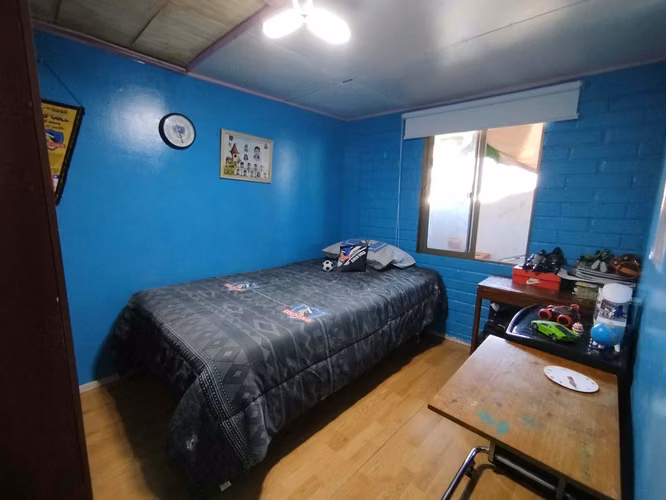 Se vende casa METRO SANTA JULIA (102909)