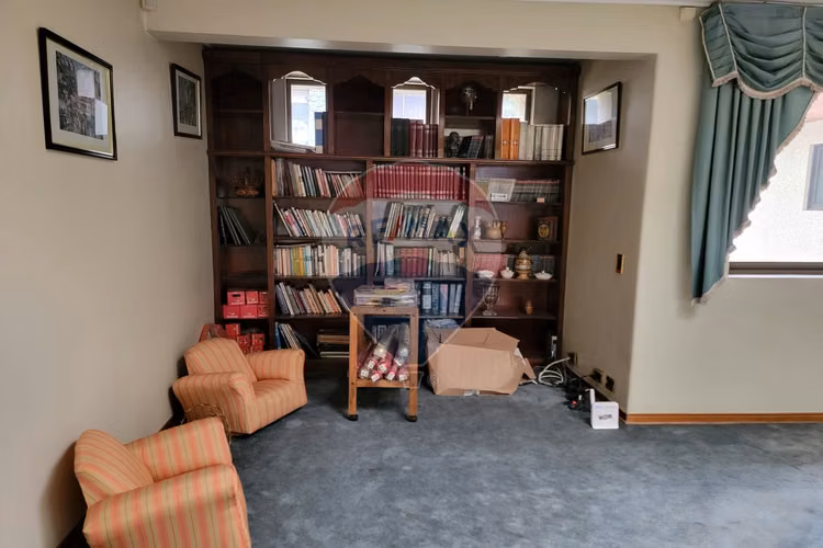 Venta casa costado clinica con 5d y 6b
