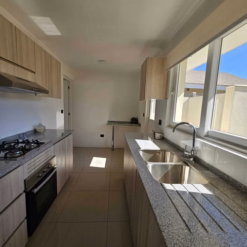Casa nueva, cocina equipada y term. premium (103156)