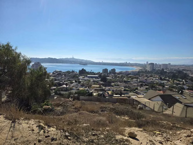 Hermoso terreno en la Herradura  (103303)