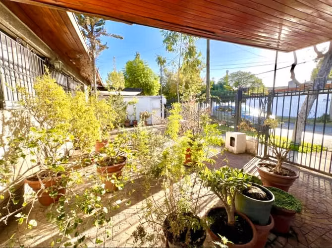 INTERESANTE CASA A LA VENTA PARA INVERSIÓN Y RENTA