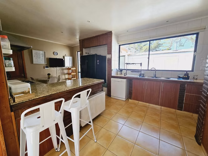 VENTA CASA EN EXCELENTE CONDOMINIO CON GUARDIA - Imagen 4