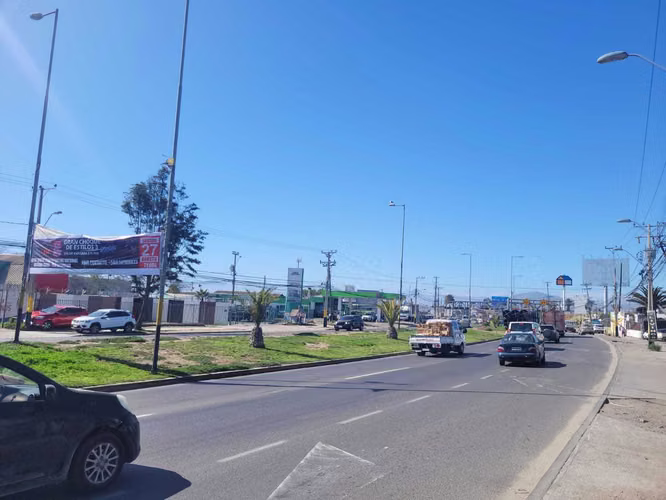 LOCAL COMERCIAL A PASOS DE LA CARRETERA  (104097)
