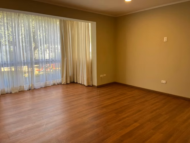 Departamento 4 dormitorios en venta, sector Oriente, Viña del Mar.