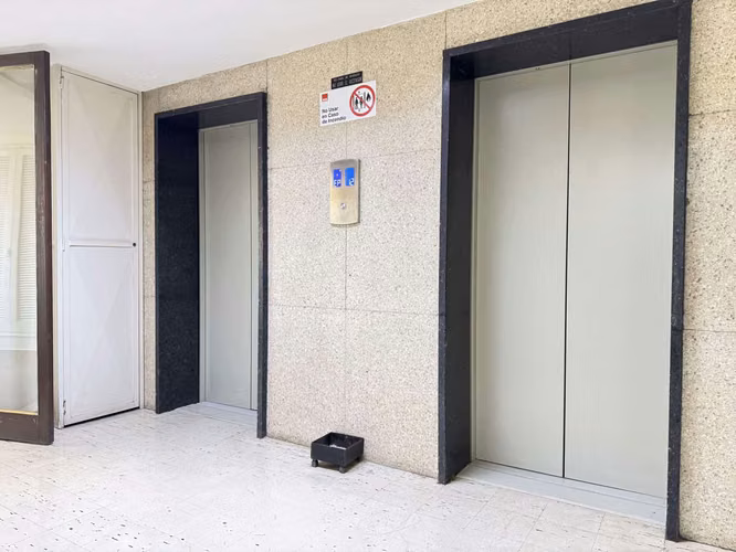 Amplia Oficina corazón De Santiago, hiperconectada