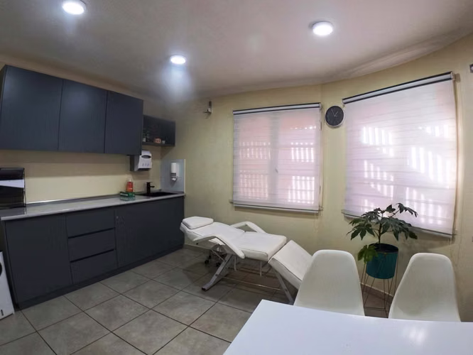 Casa y centro medico centro La Serena (103856)