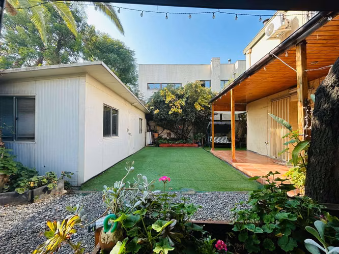 Casa en Excelente Barrio de Ñuñoa
