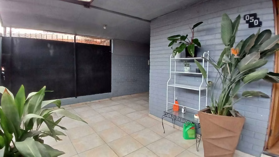 Venta Casa Quilicura 2D1B 2 Estacionamientos (104759)