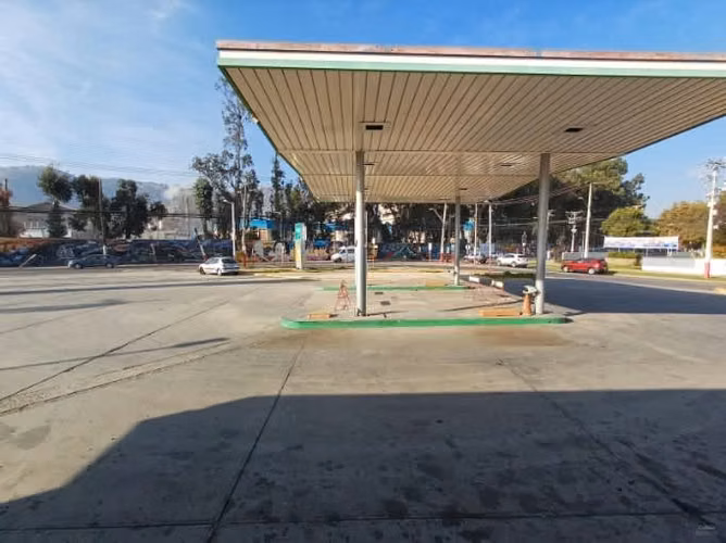 VENTA - ARRIENDO TERRENO CON ESTACIÓN DE SERVICIO,