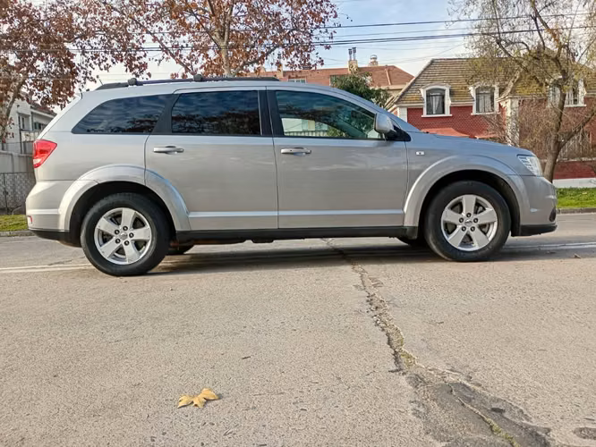 DODGE JOURNEY SE 2.4L AT  2018 - Imagen 6