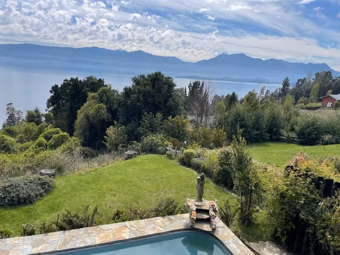Casa En Venta De 4 Dorm. En Pucón