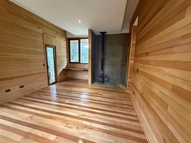 Casa En Venta De 4 Dorm. En Pucón Condominio Canto Del Lago