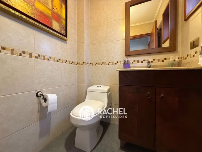 GRAN CASA EN VENTA SECTOR PORTAL DE LA FRONTERA - Imagen 8