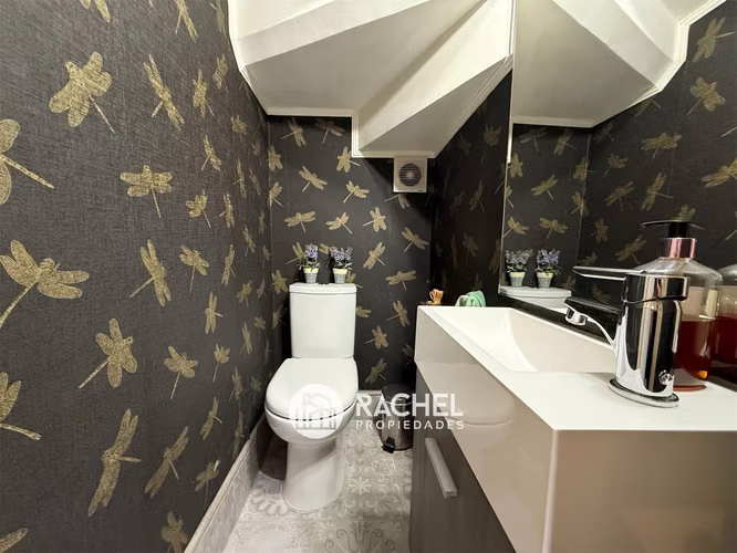 SE VENDE LINDA CASA CON QUINCHO EN PASAJE CERRADO, Sector Valle de Alcalá - Imagen 8