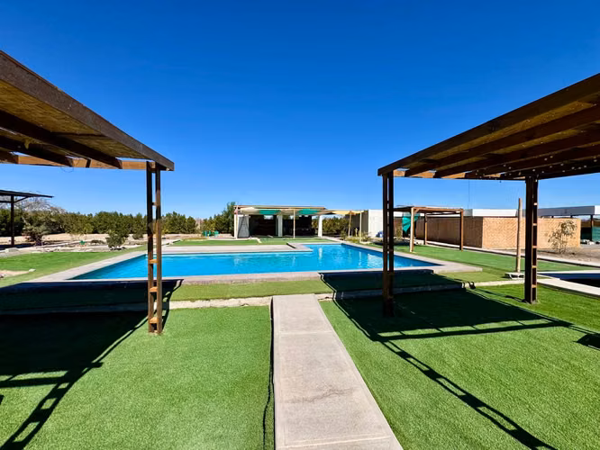 Se Vende Complejo Turístico . La Huayca.