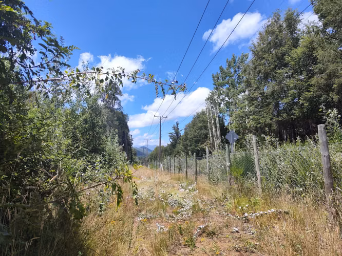 SE VENDEN 2 TERRENOS CERCA DE CHILLAN, PINTO, POR RECINTO