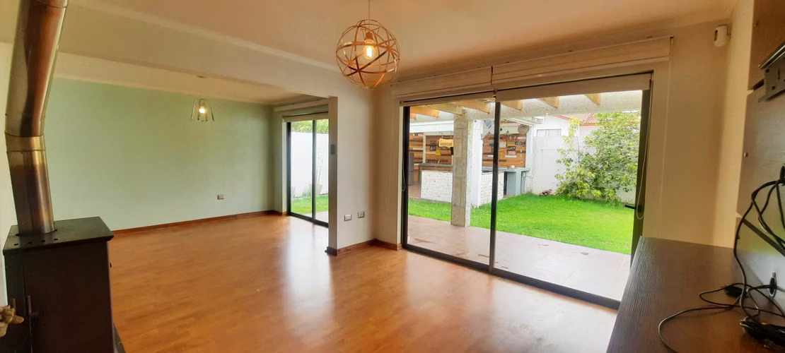 Vende Casa en El Rosario Peñuelas 4D, 3B (106263)