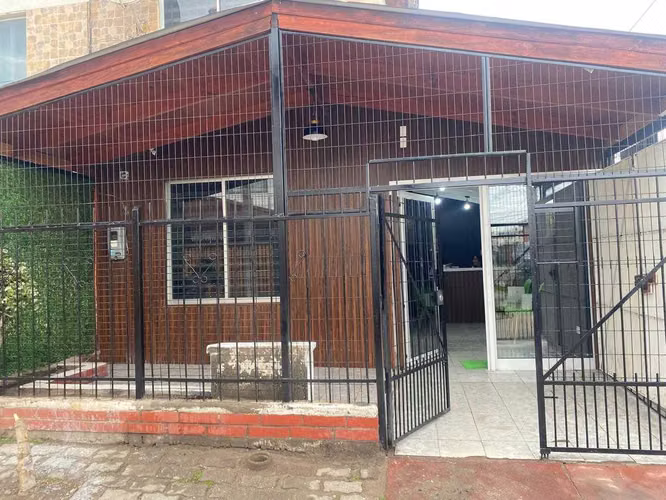 OPORTUNIDAD VENTA DE CASA  (106301)