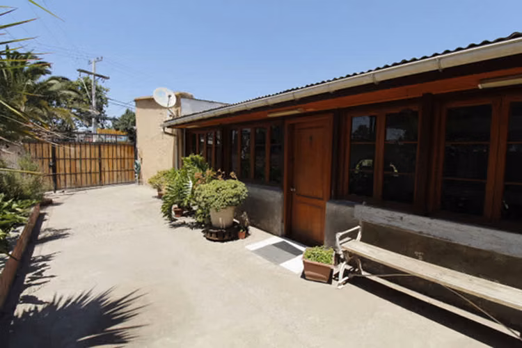 SE VENDE Gran Terreno 1350 M2 San Pablo 9143 Pudahuel OPORTUNIDAD