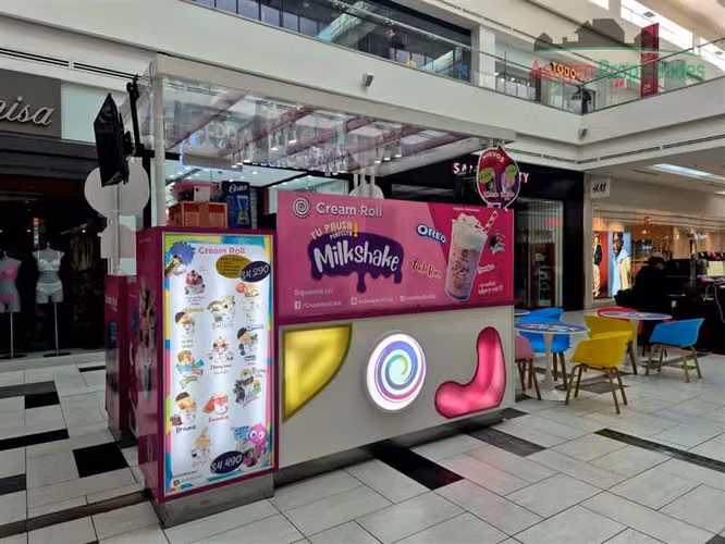LOCAL COMERCIAL Derechos de Llave en venta en el Mall Plaza, Local Cream Roll