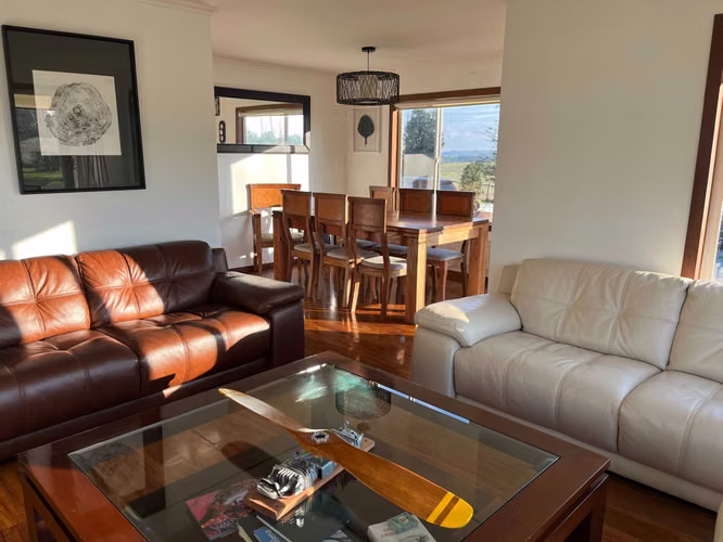 Excelente casa 5D/5B  perfecto estado  (106879)