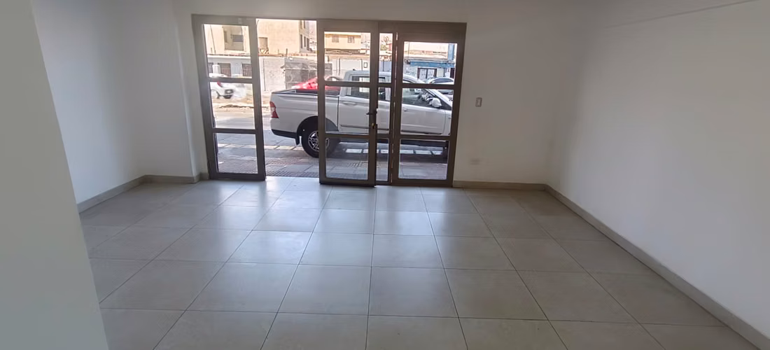 VENTA LOCALES COMERCIALES AV. RENDIC A PASOS DE S. ALLENDE