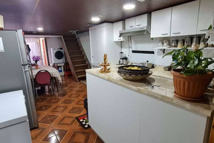 CASA EN AV. LA PAMPA