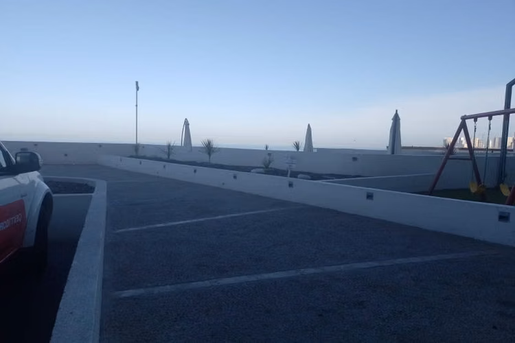 EDIFICIO PLAYA HUANTAJAYA