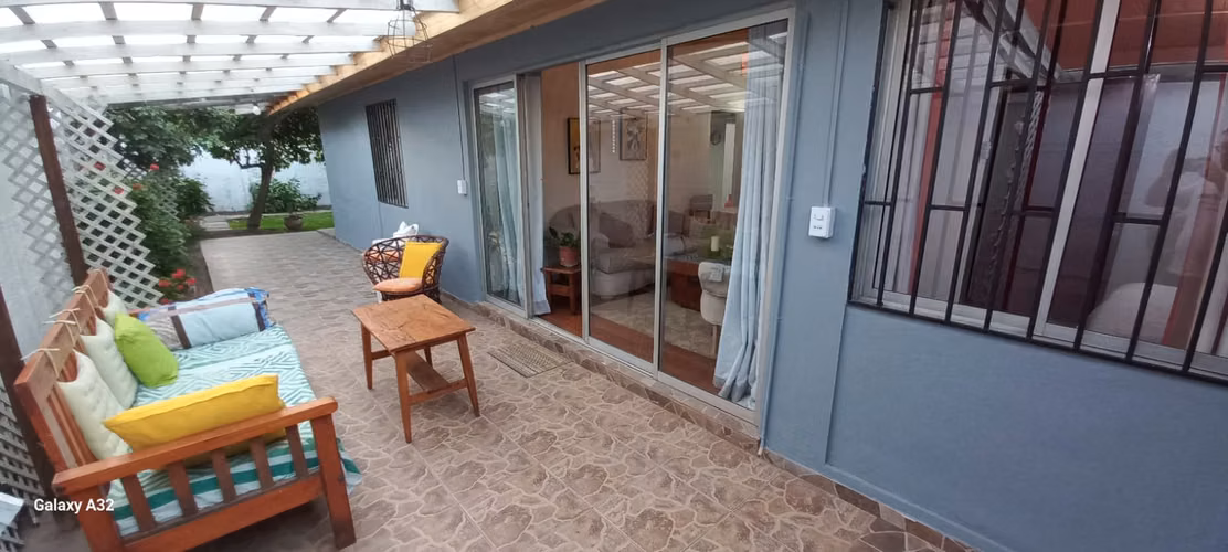 Arriendo Casa Amoblada para Empresas – Excelente Ubicación