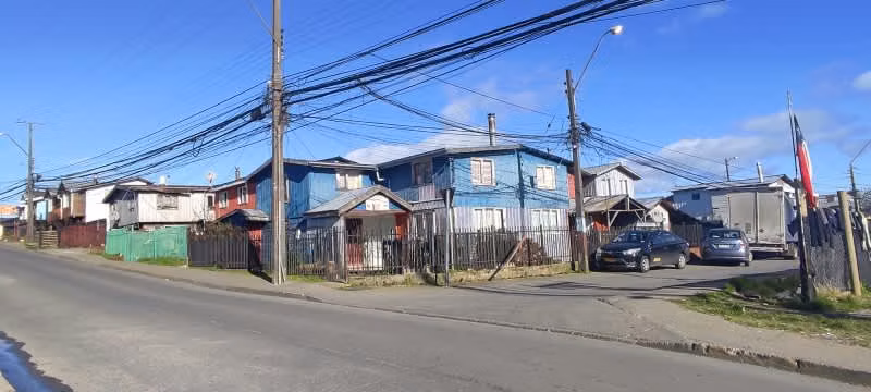 Propiedad de esquina Eleuterio Ramirez