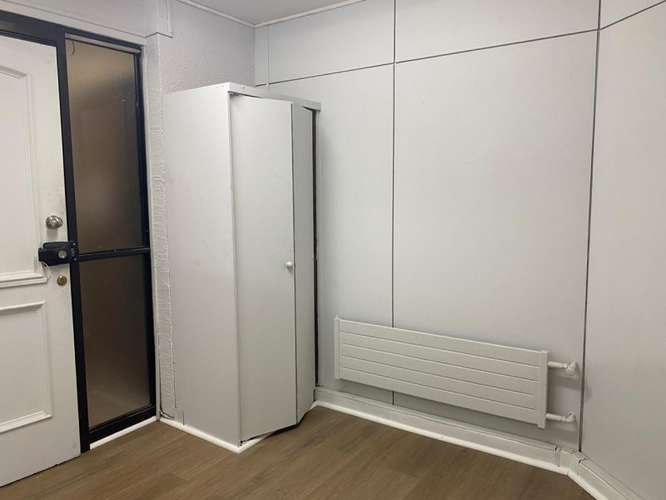 Céntrica Oficina 100 m2 con 2 baños / 1 Privado / cocina