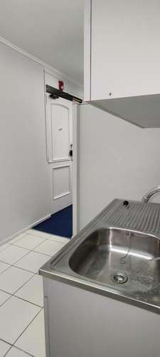 Céntrica Oficina 100 m2 con 2 baños / 1 Privado / cocina